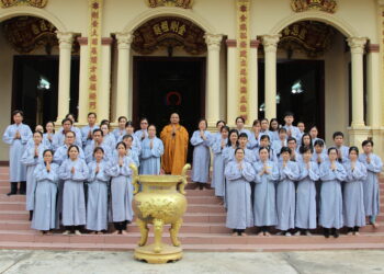 TỔ ĐÌNH KIM CANG THIẾT LỄ KỲ AN KỲ PHƯỚC CHO CÁC CÔNG TY CỦA GIA ĐÌNH PHẬT TỬ LỆ KHANH