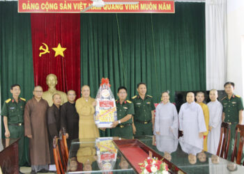 BAN TRỊ SỰ GHPGVN HUYỆN THỦ THỪA CHÚC TẾT LÃNH ĐẠO BAN CHỈ HUY QUÂN SỰ HUYỆN THỦ THỪA