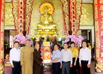 HUYỆN UỶ-HĐND- UBND HUYỆN THỦ THỪA THĂM VÀ  CHÚC TẾT BTS. GHPGVN HUYỆN THỦ THỪA