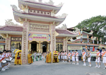 BAN TRỊ SỰ GHPGVN HUYỆN THỦ THỪA LONG TRỌNG TỔ CHỨC ĐẠI LỄ PHẬT ĐẢN PL.2568 – DL.2024