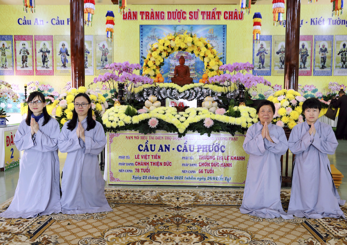 TỔ ĐÌNH KIM CANG : PHÁP HỘI DƯỢC SƯ THẤT CHÂU CẦU AN CẦU PHƯỚC GIA ĐÌNH PHẬT TỬ LÊ VIỆT TIẾN